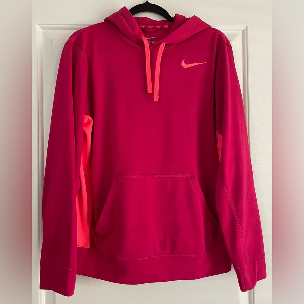 Nike Therma-Fit Women’s Hot Pink Hoodie